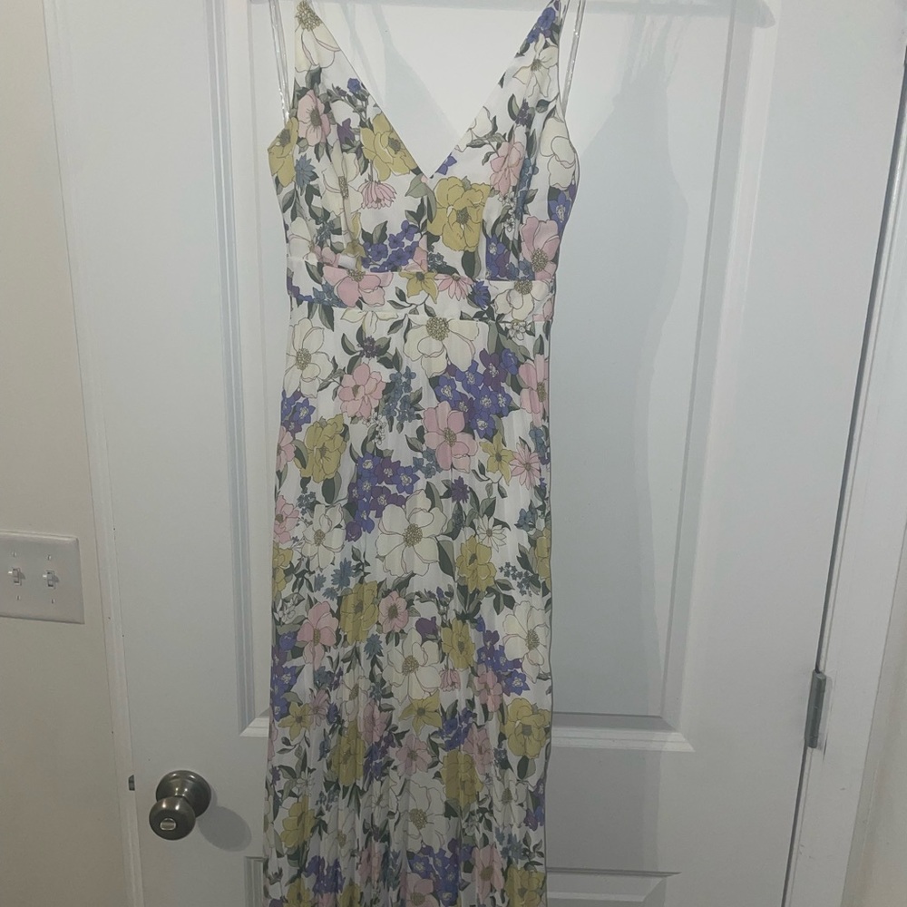 Versona NWT Floral Maxi dress